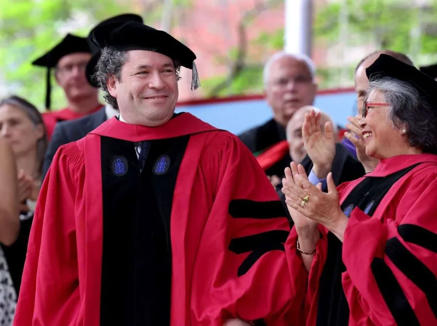 Dudamel Recognized by Harvard with Honoris Causa